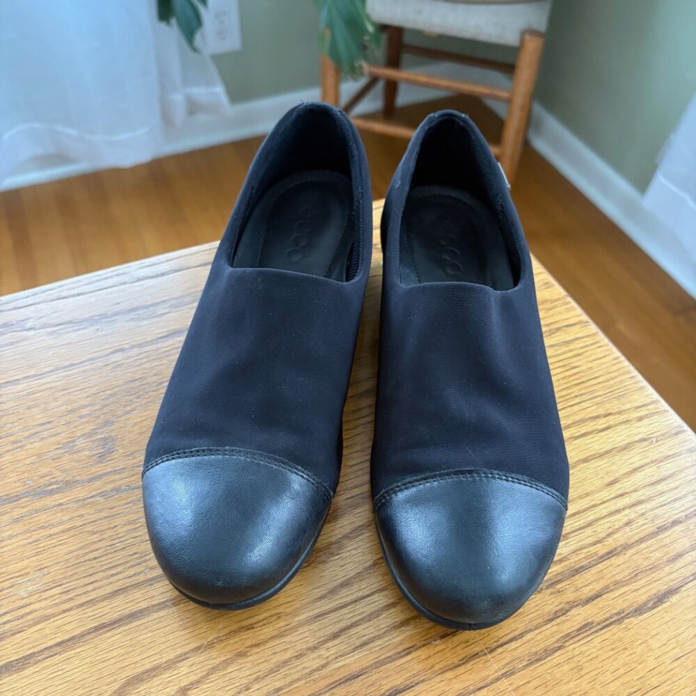 ECCO Footwear Womens Felicia GTX Slip-on Loafer, Black, Size 38 (US 7 - 7.5)